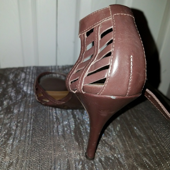 BCBG Heels - Picture 3 of 3